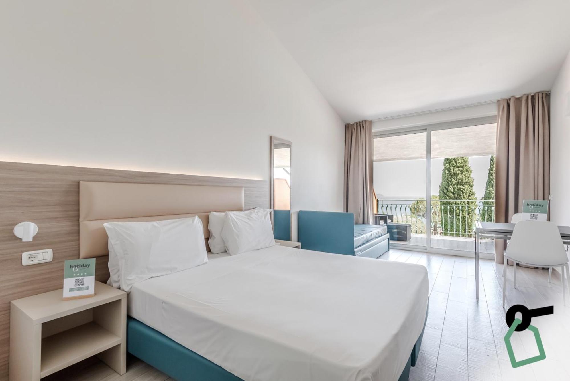 Hotiday Apartment Collection - Desenzano Desenzano del Garda Eksteriør billede