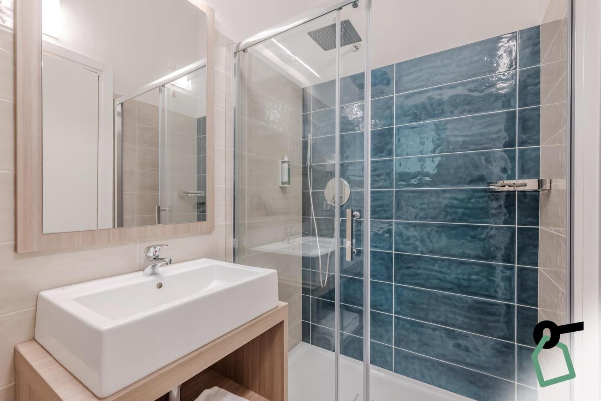 Hotiday Apartment Collection - Desenzano Desenzano del Garda Eksteriør billede