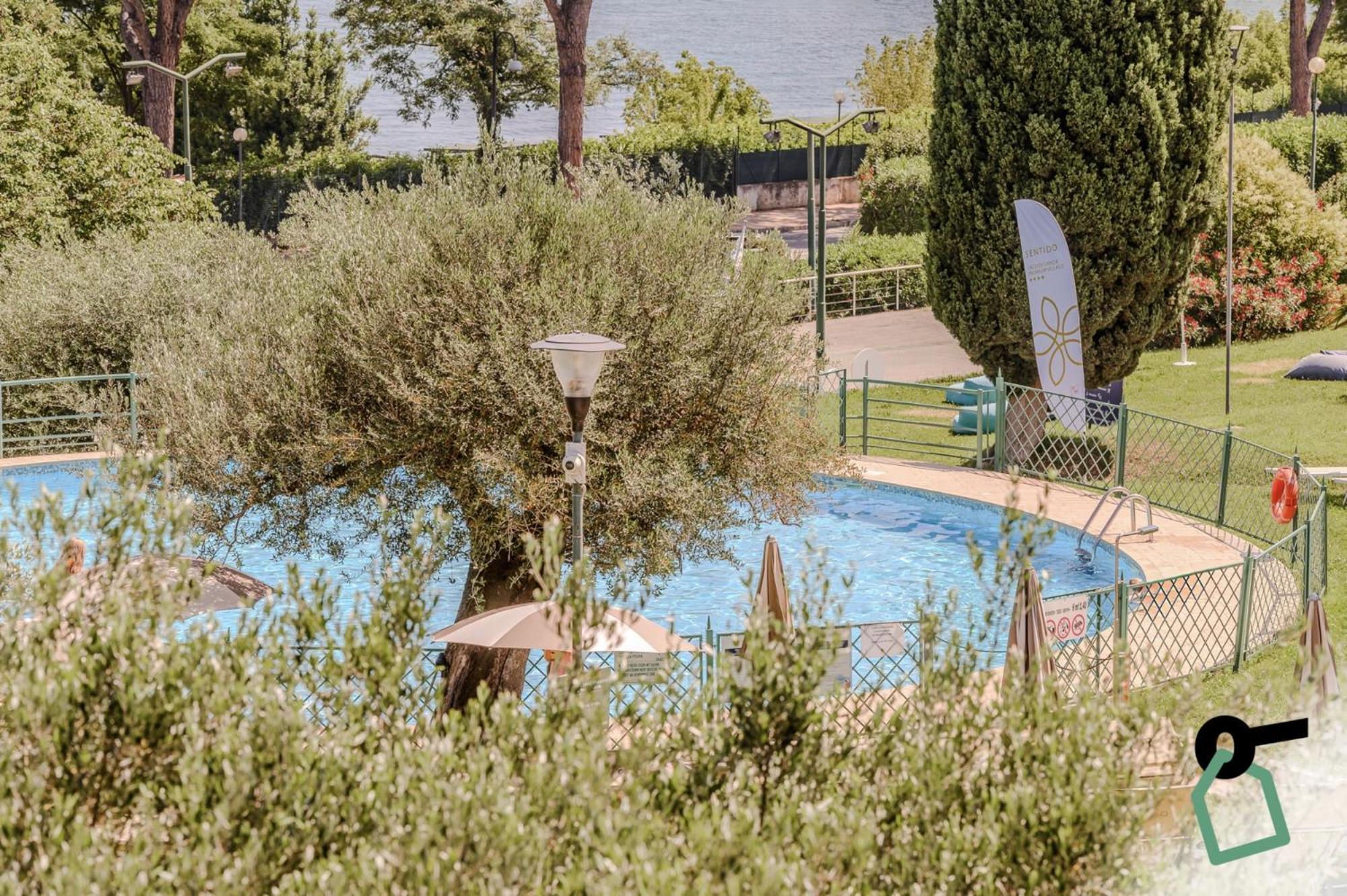 Hotiday Apartment Collection - Desenzano Desenzano del Garda Eksteriør billede